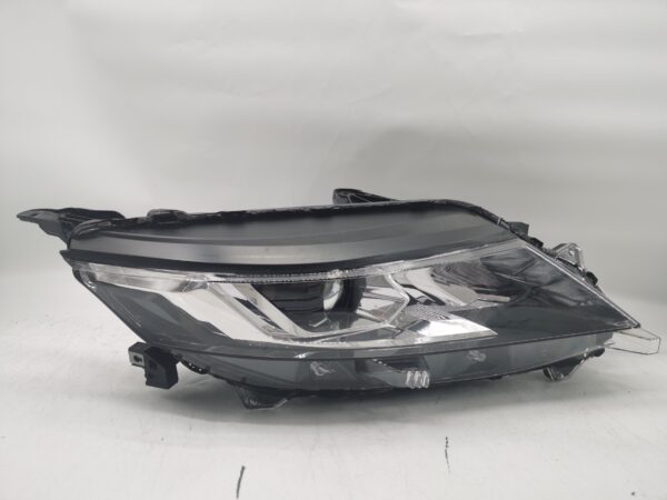 Mitsubishi TRITON L200 2019-2023 HALOGEN R.H.S HEADLIGHT ASSEMBLY