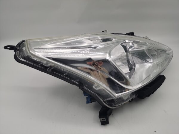 Nissan TIIDA/PULSAR 2013-2016 HALOGEN R.H.S HEADLIGHT ASSEMBLY