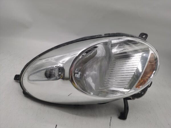 Nissan MICRA K12E 2002-2010 R.H.S HEADLIGHT ASSEMBLY