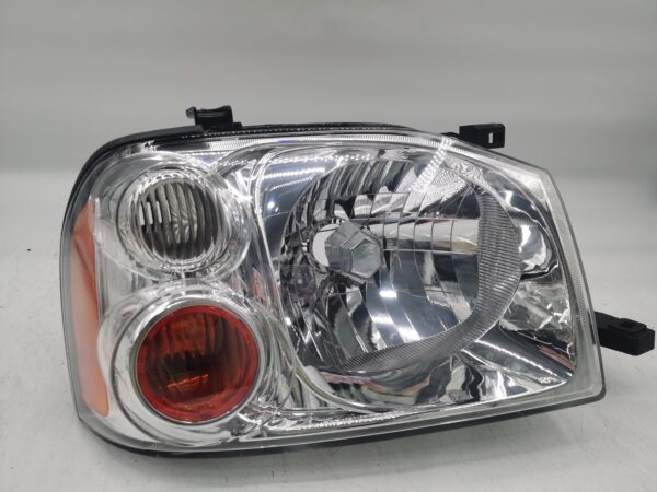 Nissan PALADIN NAVANA 2001-2005 R.H.S HEADLIGHT ASSEMBLY