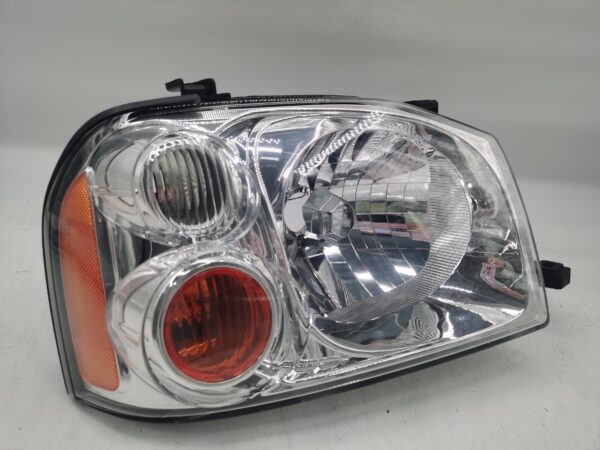 Nissan PALADIN NAVANA 2001-2005 R.H.S HEADLIGHT ASSEMBLY