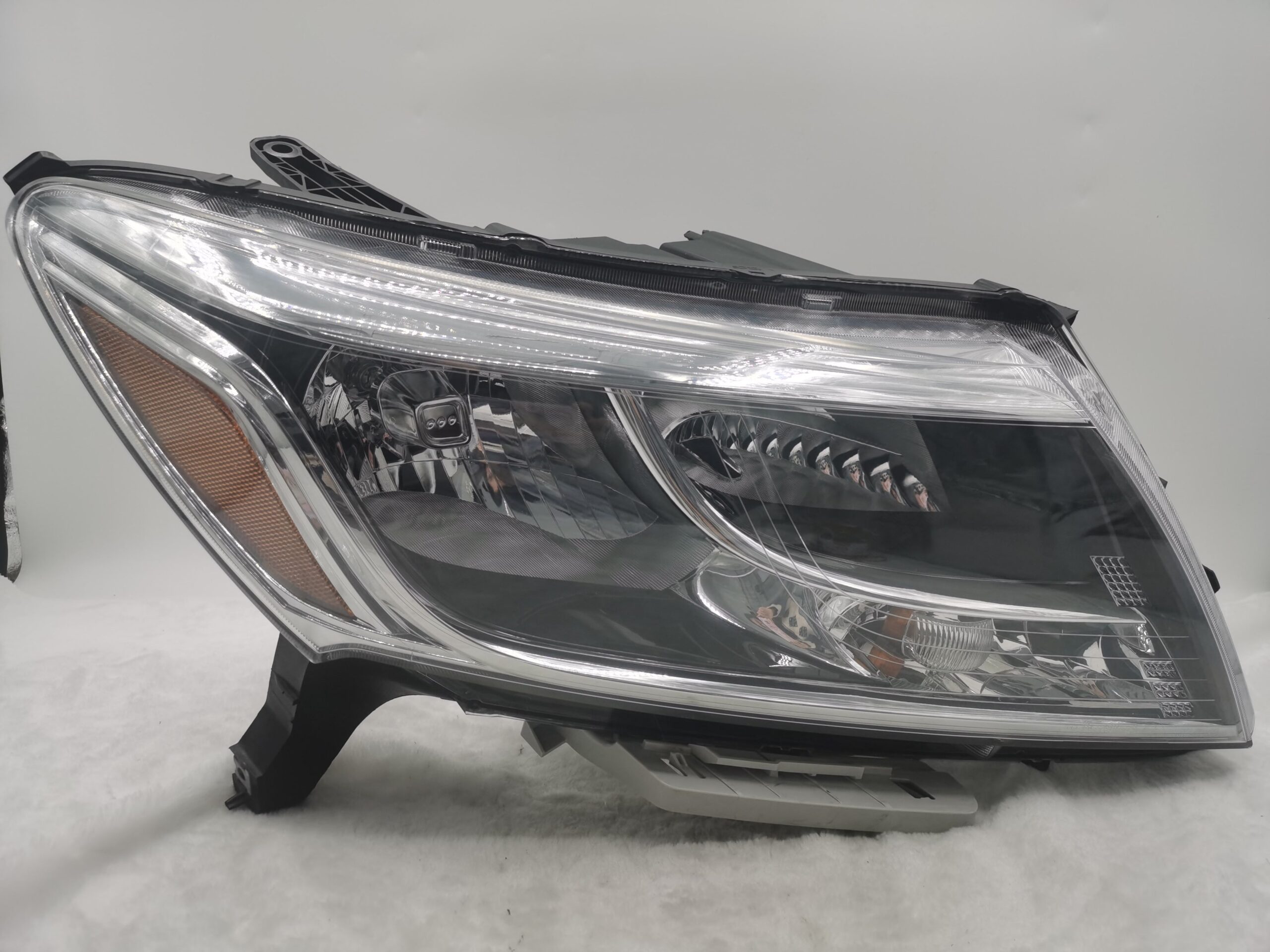 Nissan PATHFINDER 2013-2016 HALOGEN R.H.S HEADLIGHT ASSEMBLY