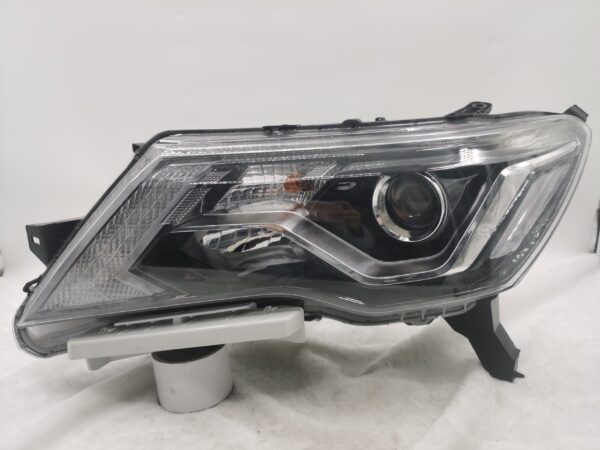 Nissan PATHFINDER 2017-2020 HALOGEN L.H.S HEADLIGHT ASSEMBLY