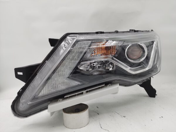 Nissan PATHFINDER 2017-2020 HALOGEN L.H.S Headlight Assembly