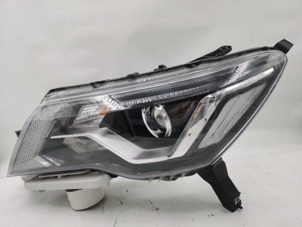 Nissan PATHFINDER 2017-2020 HALOGEN L.H.S Headlight Assembly