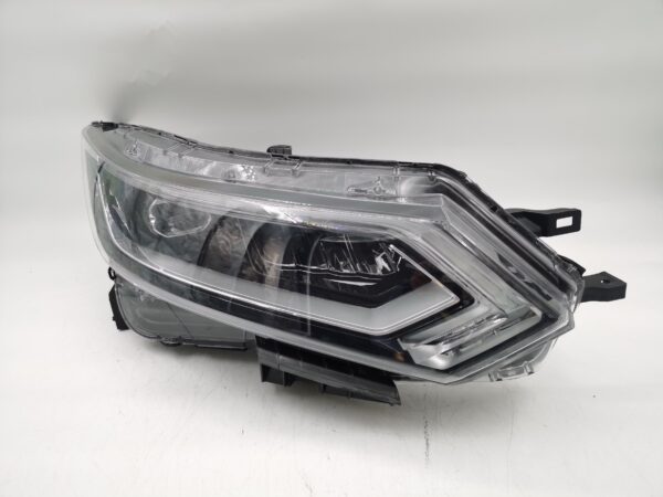 Nissan QASHQAI J11 2017-2020 LED R.H.S HEADLIGHT ASSEMBLY