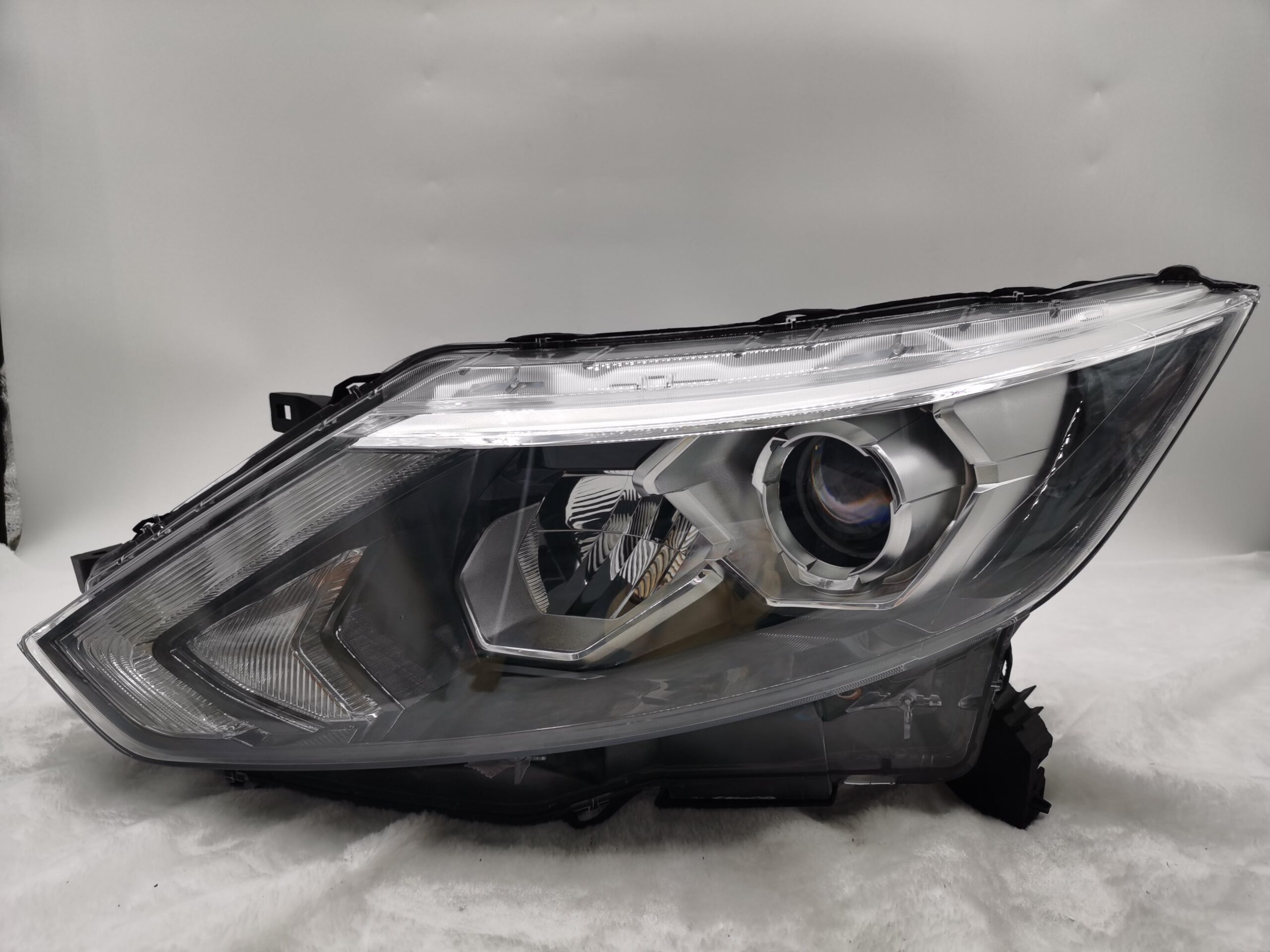 Nissan QASHQAI J11 2014-2016 LED L.H.S HEADLIGHT ASSEMBLY