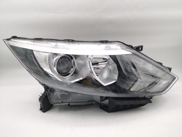 Nissan QASHQAI J11 2014-2016 HALOGEN R.H.S HEADLIGHT ASSEMBLY