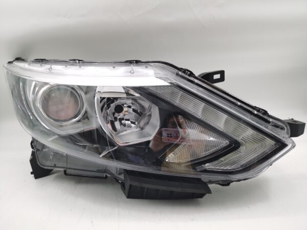 Nissan QASHQAI J11 2014-2016 HALOGEN R.H.S HEADLIGHT ASSEMBLY