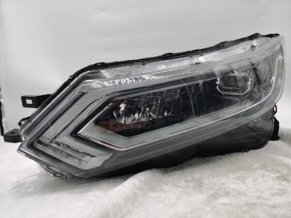 Nissan QASHQAI J11 2017-2020 LED L.H.S HEADLIGHT ASSEMBLY