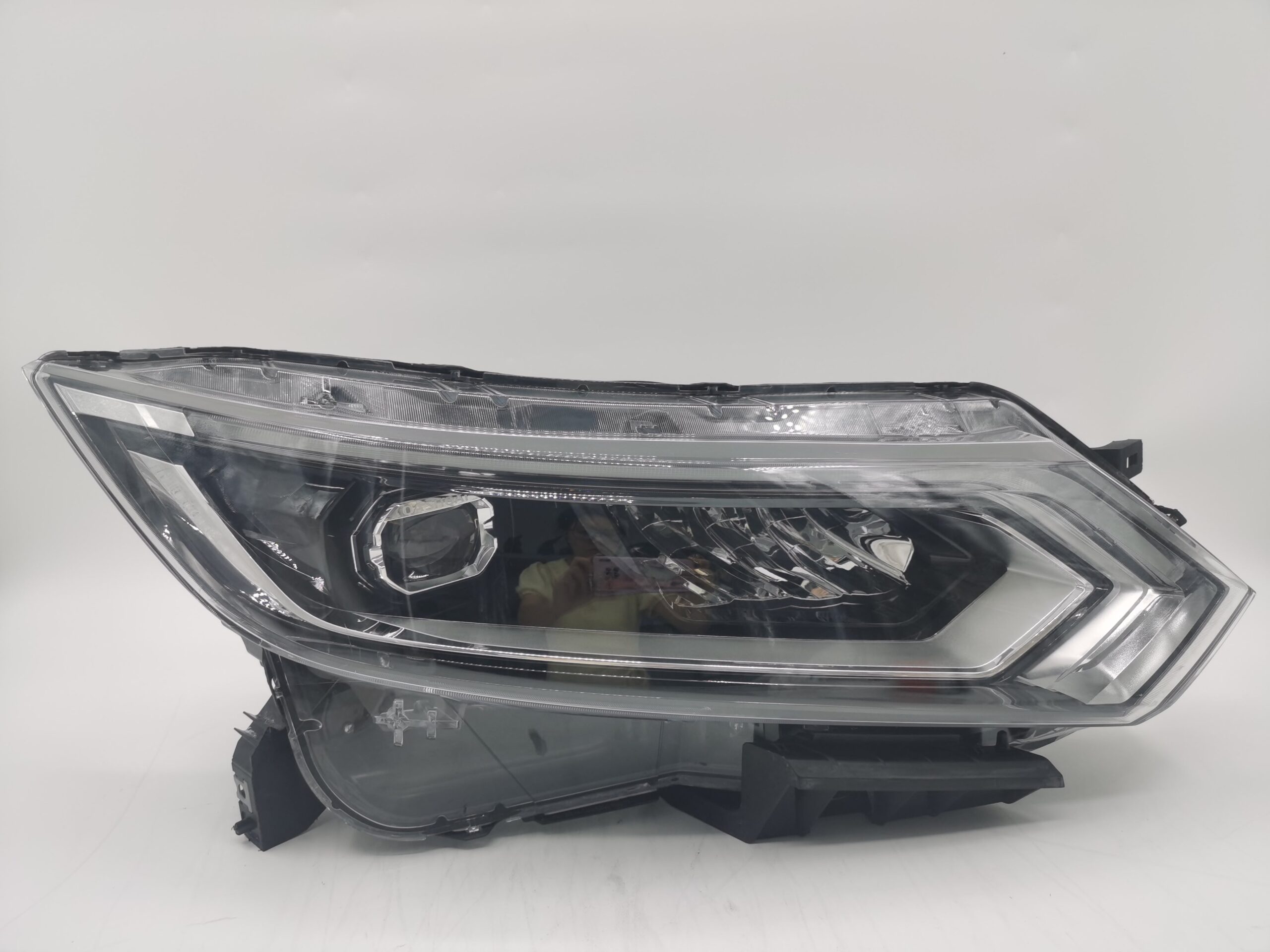 Nissan QASHQAI J11 2017-2020 LED R.H.S Headlight Assembly