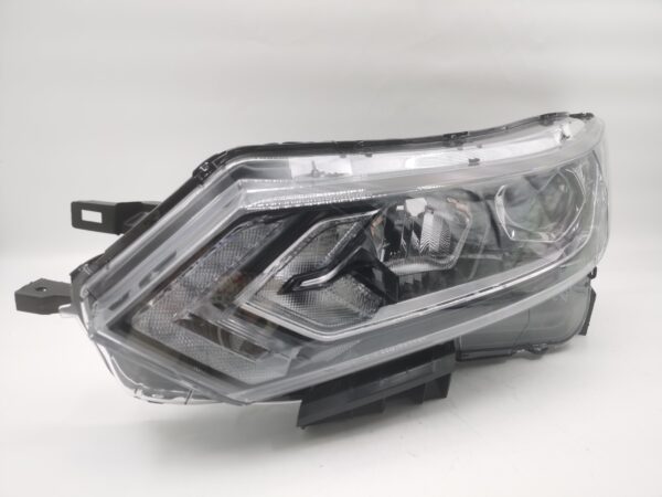 Nissan QASHQAI J11 2017-2020 HALOGEN L.H.S HEADLIGHT ASSEMBLY