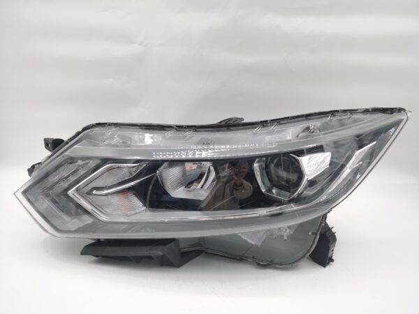 Nissan QASHQAI J11 2017-2020 HALOGEN L.H.S HEADLIGHT ASSEMBLY