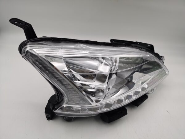 Nissan SENTRA 2014-2016 R.H.S HEADLIGHT ASSEMBLY