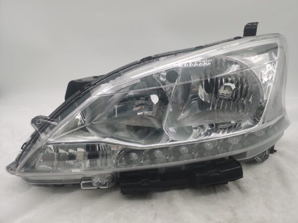 Nissan SENTRA PULSAR 2013-2015 HALOGEN L.H.S HEADLIGHT ASSEMBLY