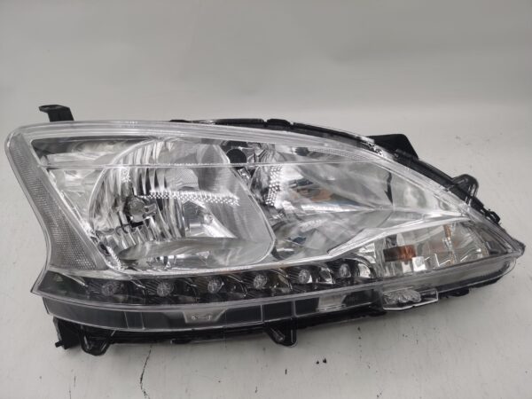 Nissan SENTRA PULSAR 2013-2015 HALOGEN R.H.S HEADLIGHT ASSEMBLY