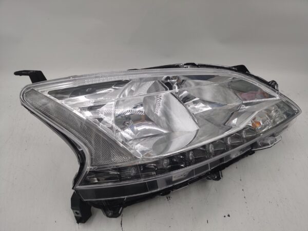 Nissan SENTRA PULSAR 2013-2015 HALOGEN R.H.S HEADLIGHT ASSEMBLY