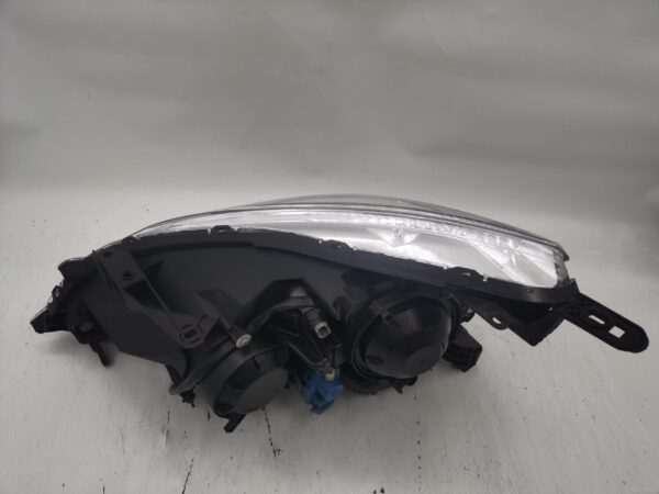 Nissan SENTRA PULSAR 2013-2015 HALOGEN R.H.S HEADLIGHT ASSEMBLY