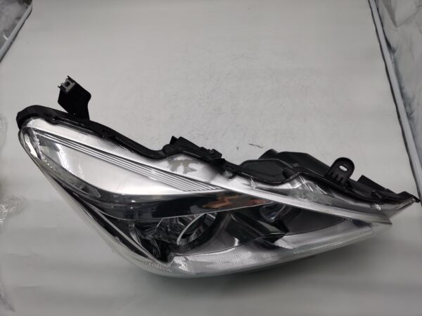 NISSAN TEANA MAXIMA 2014-2017 HALOGEN R.H.S HEADLIGHT ASSEMBLY