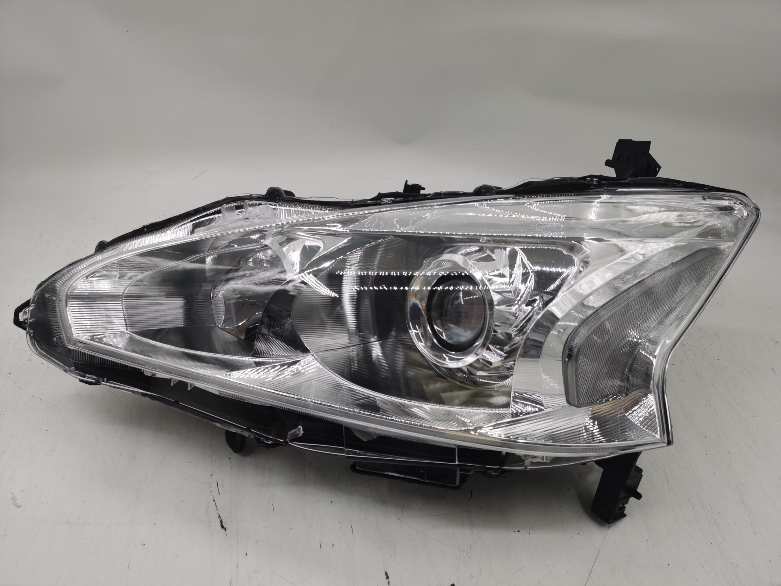 Nissan TEANA MAXIMA 2014-2017 HALOGEN L.H.S Headlight Assembly