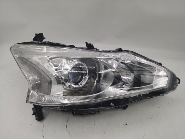 Nissan TEANA MAXIMA 2014-2017 HALOGEN R.H.S HEADLIGHT ASSEMBLY