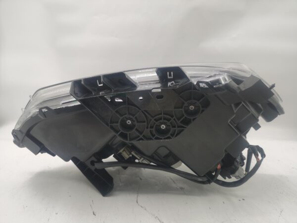 Nissan X-TRAIL 2014-2016 HALOGEN L.H.S Headlight Assembly