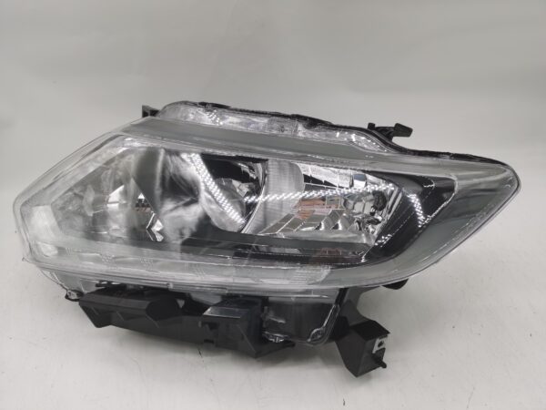 Nissan X-TRAIL 2014-2016 HALOGEN L.H.S Headlight Assembly