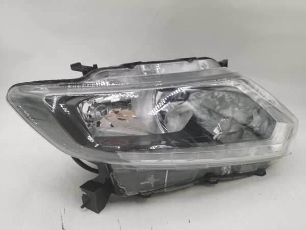 Nissan X-TRAIL 2014-2016 HALOGEN R.H.S Headlight Assembly