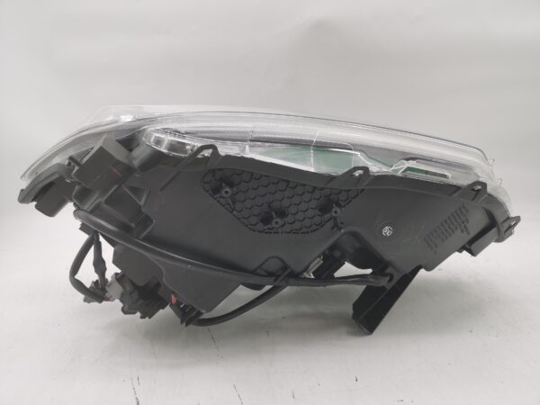 Nissan X-TRAIL 2014-2016 HALOGEN R.H.S Headlight Assembly