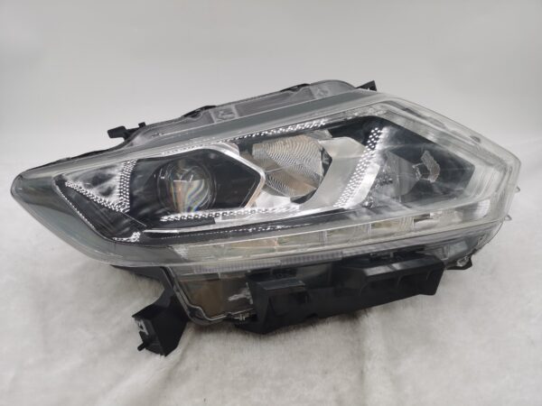 Nissan X-TRAIL 2014-2016 LED R.H.S Headlight Assembly