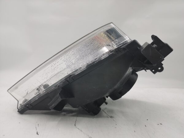 Nissan X-TRAIL T30 2001-2006 HALOGEN L.H.S Headlight Assembly