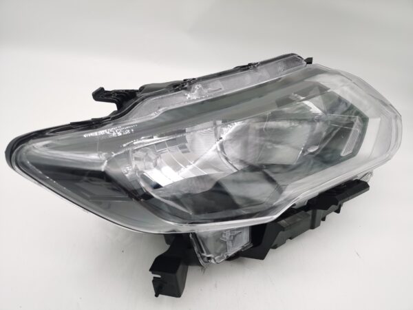 Nissan X-TRAIL T32 2017-2020 HALOGEN R.H.S HEADLIGHT ASSEMBLY