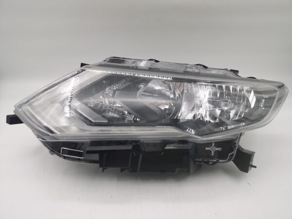 Nissan X-TRAIL T32 2017-2020 HALOGEN L.H.S HEADLIGHT ASSEMBLY