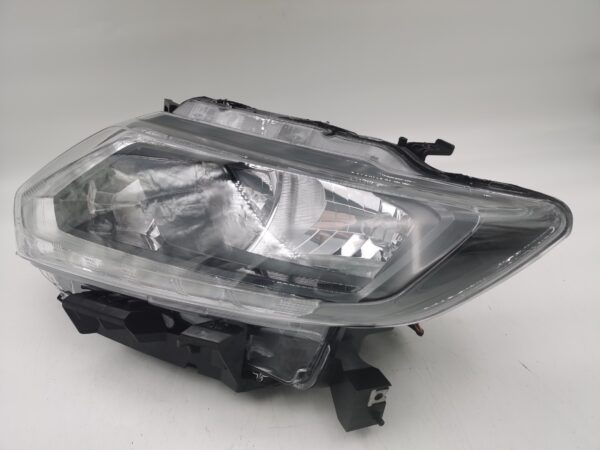 Nissan X-TRAIL 2014-2016 HALOGEN L.H.S HEADLIGHT ASSEMBLY