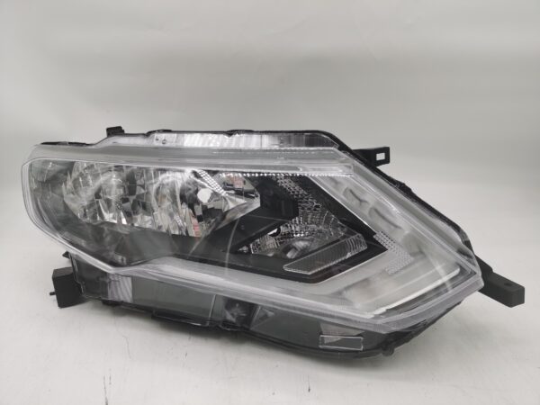 Nissan X-TRAIL T32 2017-2020 HALOGEN R.H.S HEADLIGHT ASSEMBLY