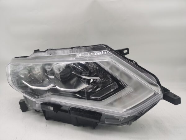 Nissan X-TRAIL T32 2017-2020 LED R.H.S Headlight Assembly