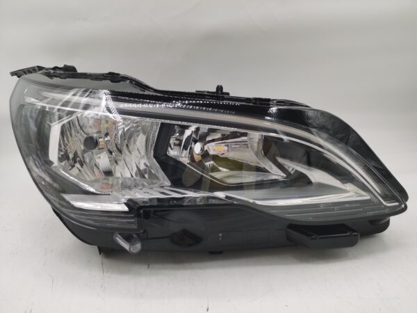 PEUGEOT 3008 5008 2016-2019 HALOGEN R.H.S HEADLIGHT ASSEMBLY