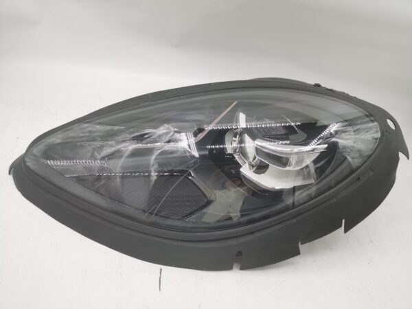 Porsche MACAN 2019-2023 LED L.H.S HEADLIGHT ASSEMBLY