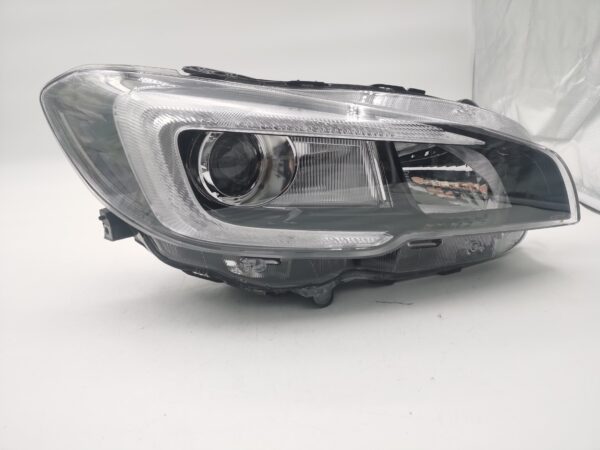 Subaru WRX 2016 R.H.S HEADLIGHT ASSEMBLY