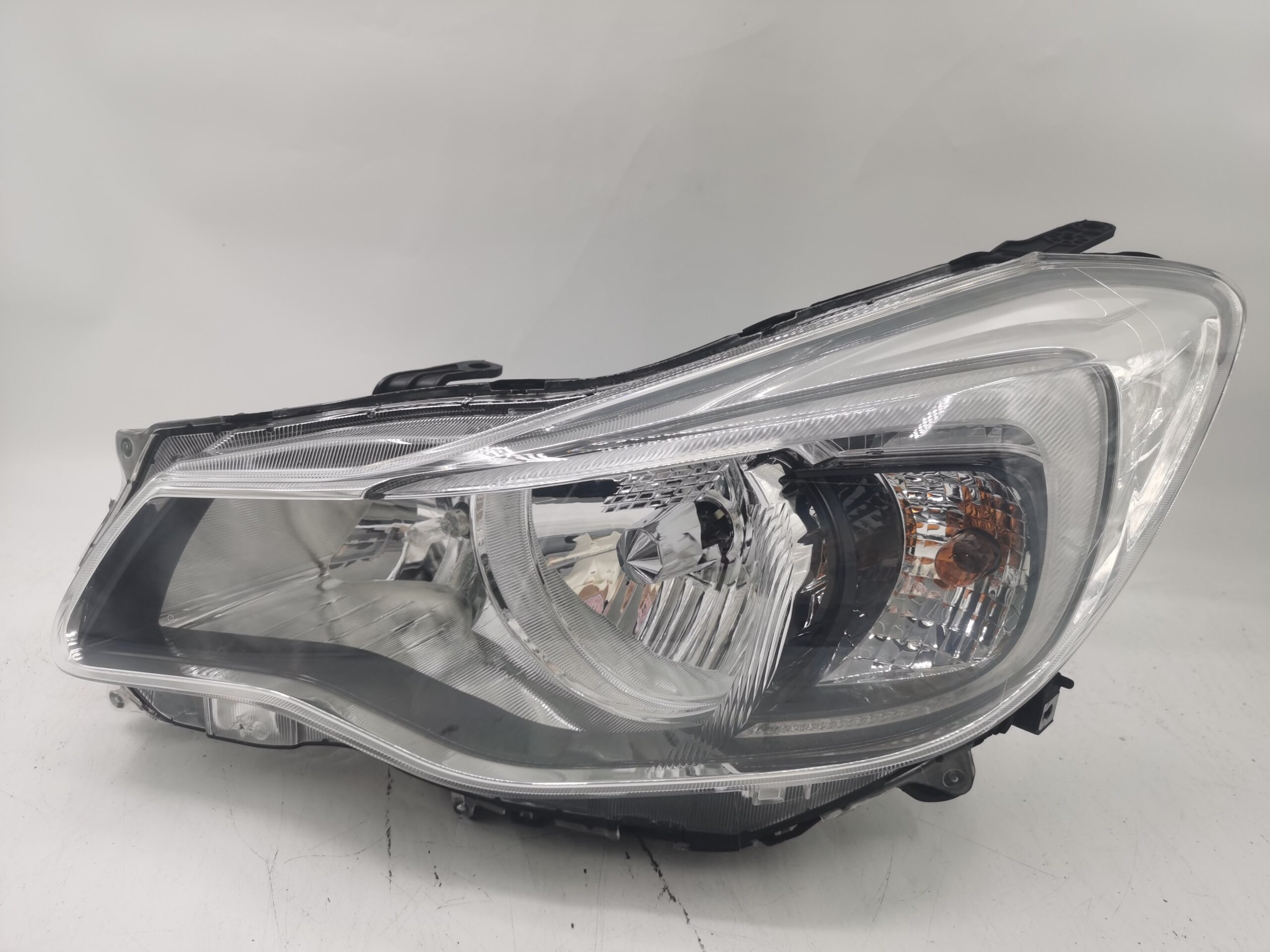 Subaru IMPREZA 2012-2016 XENON L.H.S Headlight Assembly