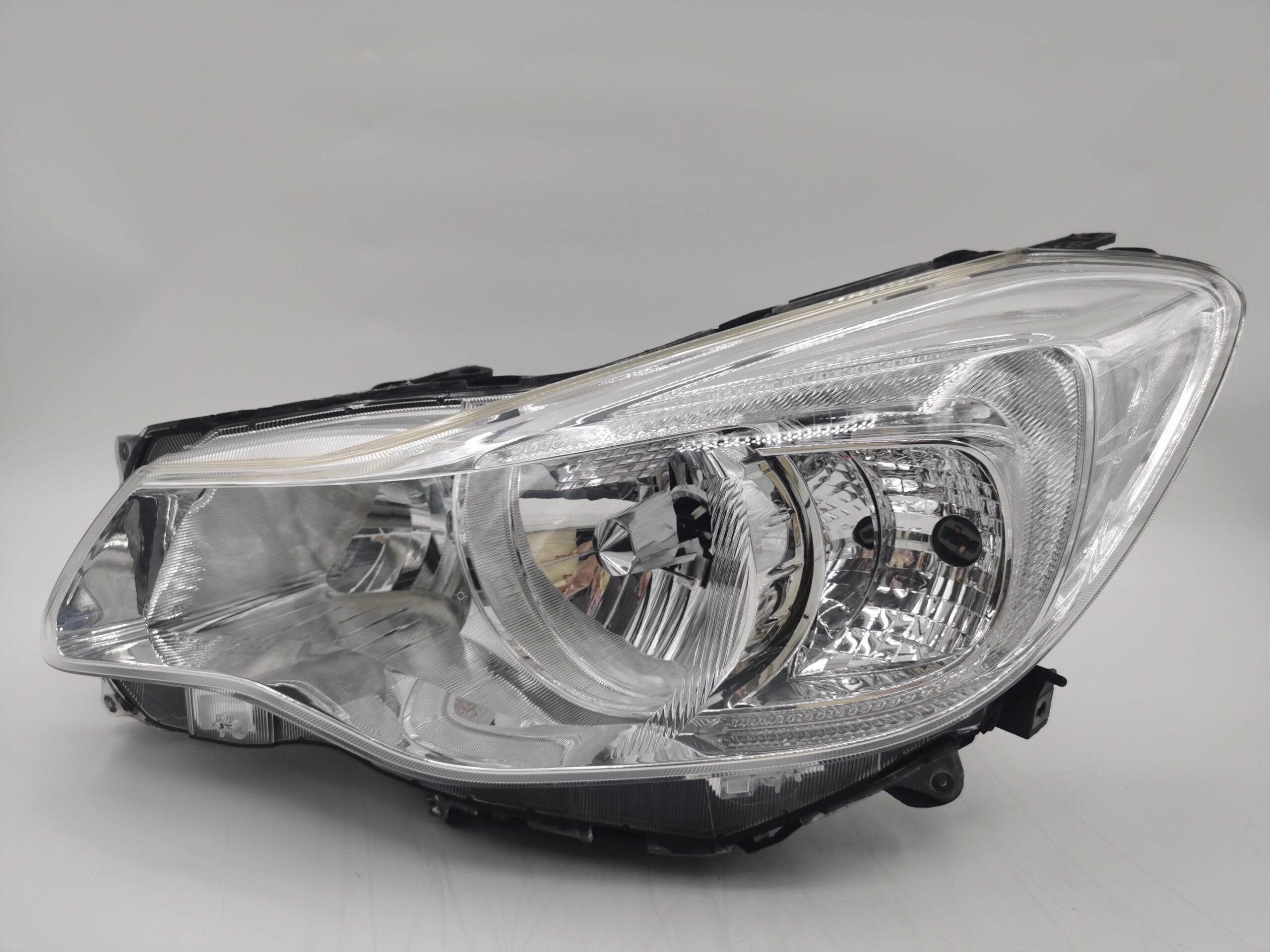 Subaru IMPREZA 2012-2016 XENON L.H.S HEADLIGHT ASSEMBLY