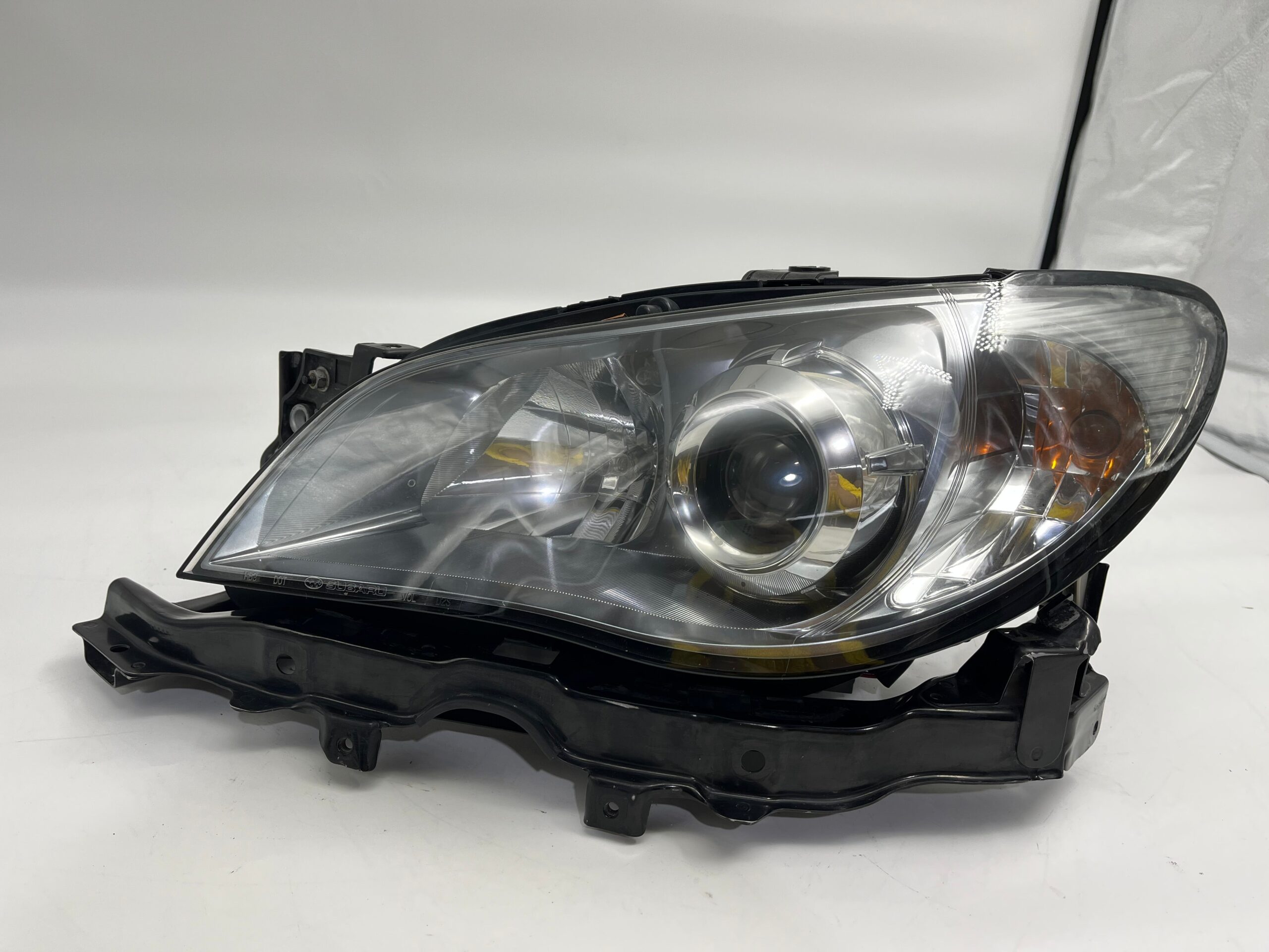 Subaru IMPREZA WRX XENON 2006 L.H.S HEADLIGHT ASSEMBLY