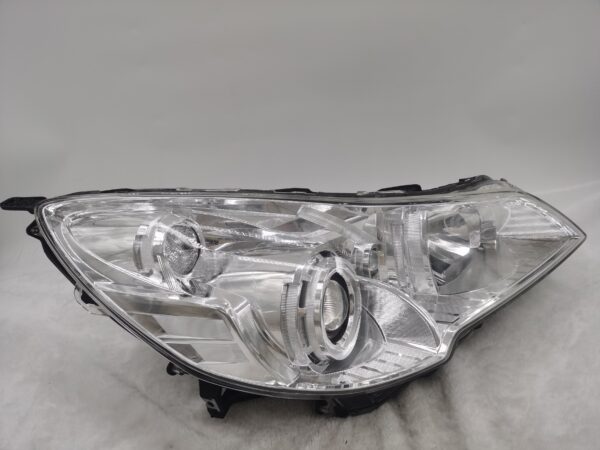 Subaru LEGACY OUTBACK 2010-2012 HALOGEN R.H.S Headlight Assembly