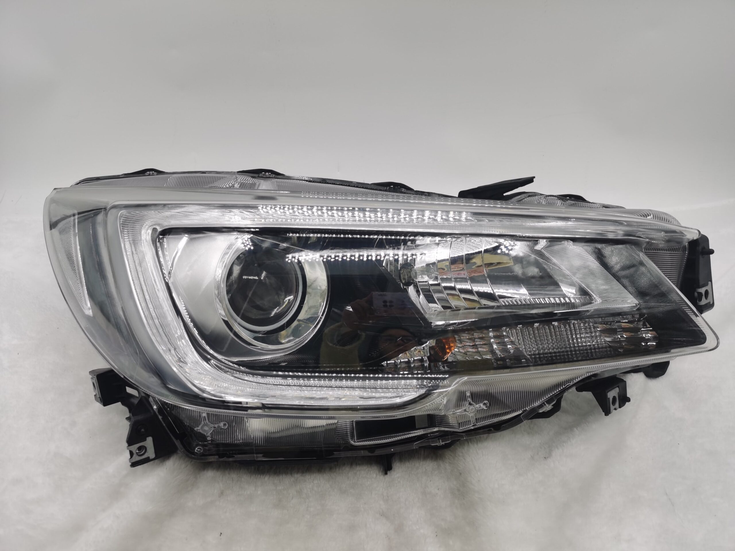 Subaru LEGACY OUTBACK 2018-2019 LENS HALOGEN R.H.S HEADLIGHT ASSEMBLY