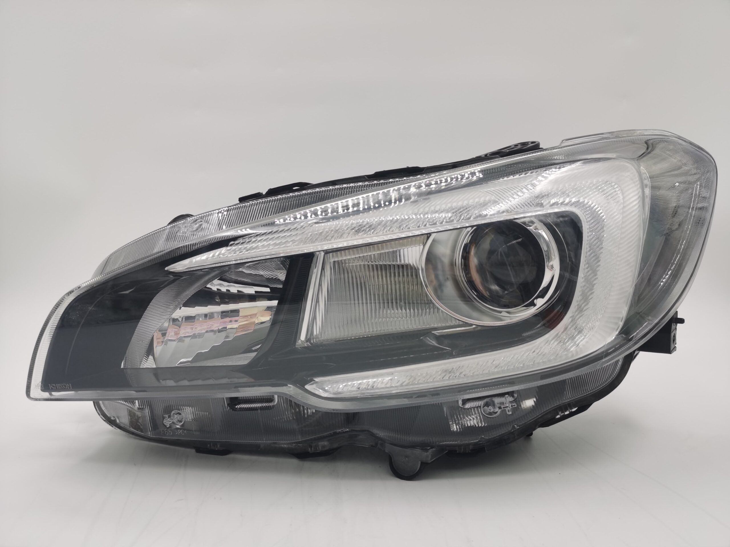 Subaru WRX LEVORG 2015-2021 LEN LED L.H.S HEADLIGHT ASSEMBLY