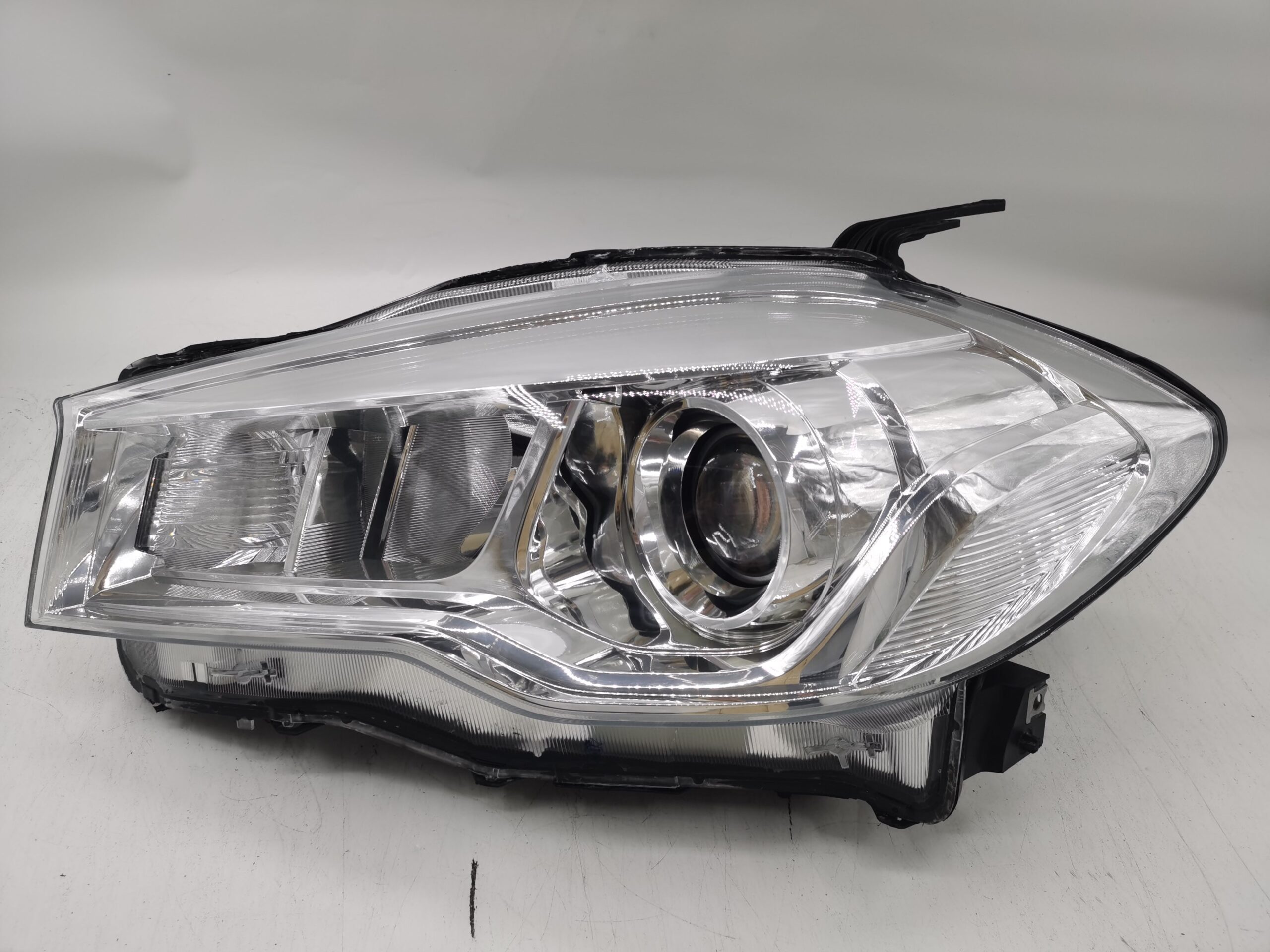 Suzuki 2016 L.H.S HEADLIGHT ASSEMBLY