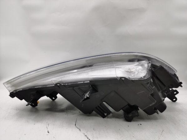 Suzuki VITARA 2015-2021 LED L.H.S Headlight Assembly