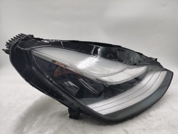 Tesla MODEL 3 2017-2019 LED R.H.S HEADLIGHT ASSEMBLY