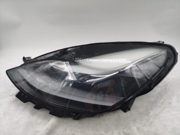 Tesla MODEL 3 2020-2022 LED L.H.S Headlight Assembly