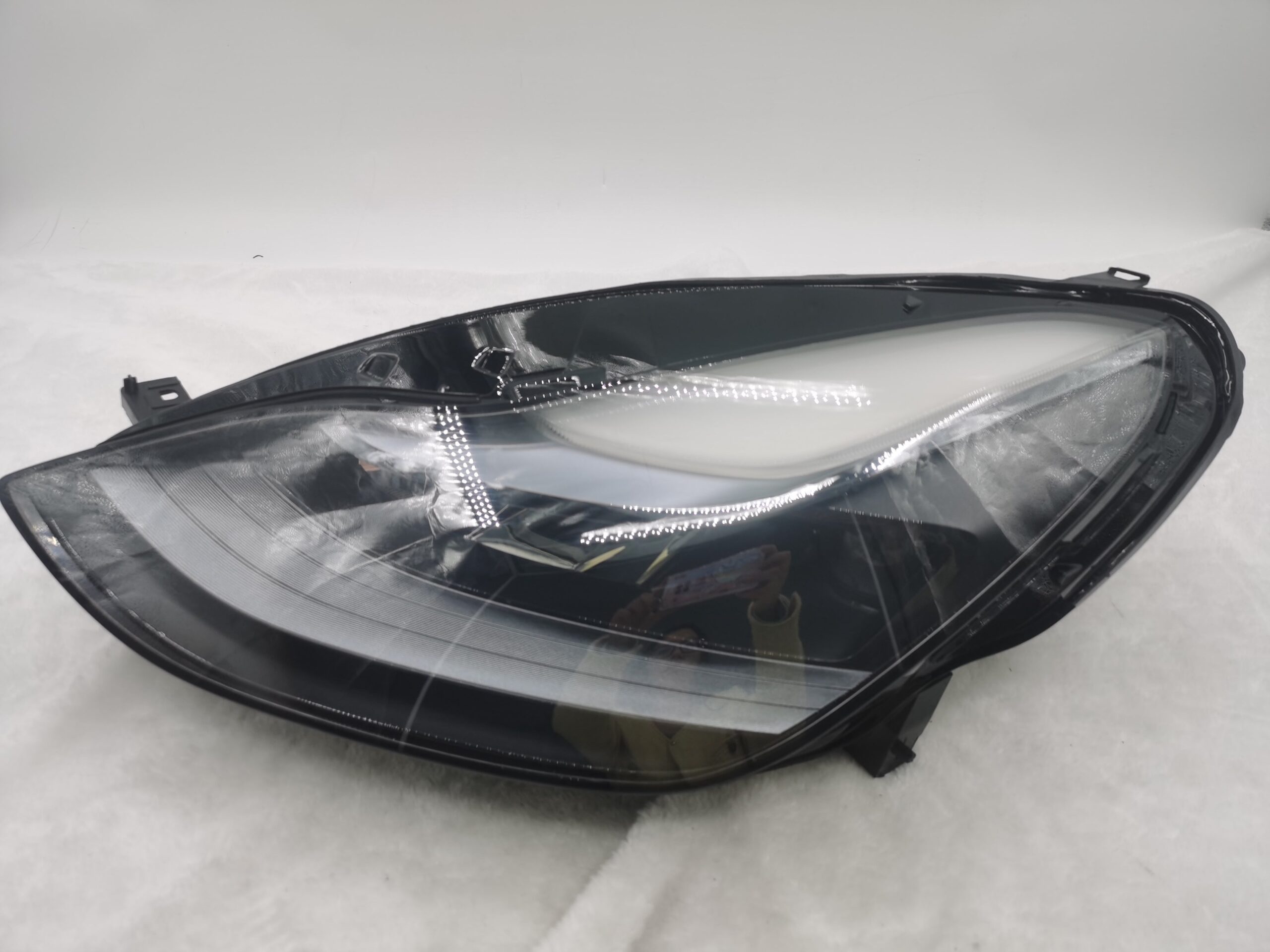 Tesla MODEL 3 2020-2022 LED L.H.S HEADLIGHT ASSEMBLY